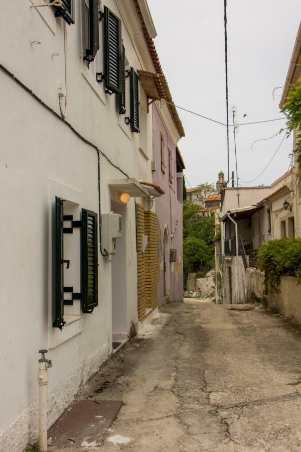 Central House Agrafoi Εξωτερικό φωτογραφία
